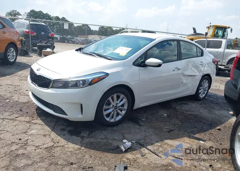 2017 Kia Forte S из США, поврежденный, VIN 3KPFL4A72HE052026
